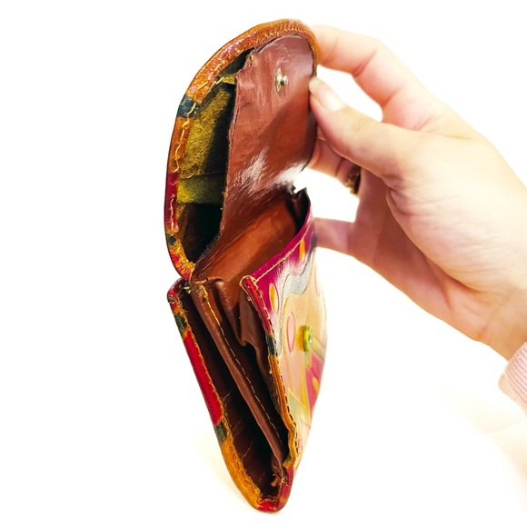 Vintage 1993 MTC India Hand Painted Leather Wallet Multicolour Coin Purse Red - Picture 12 of 16
